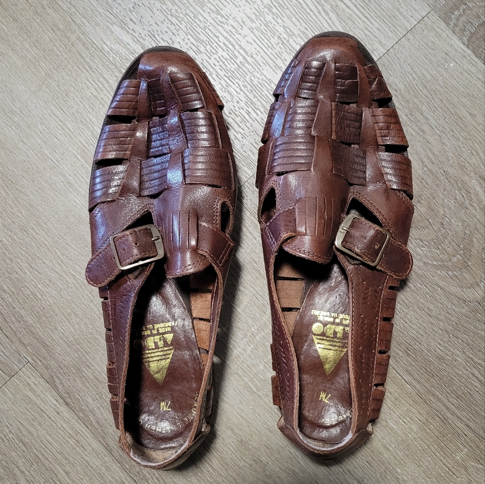Aldo Closed Toe Sandal (Fisherman Sandals) Size 7